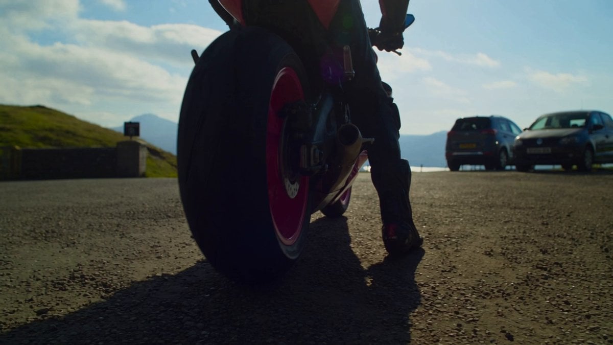 Seedance prompt example — Explosive, High-Speed Motorcycle Action
